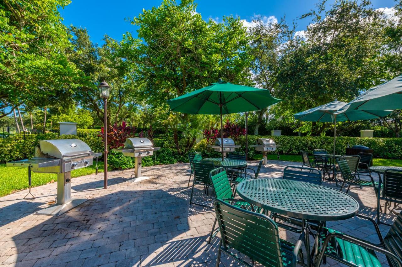 Golf Condo- Resort Pool- Lakeview- 10Mi To Beaches North North Naples Exteriör bild